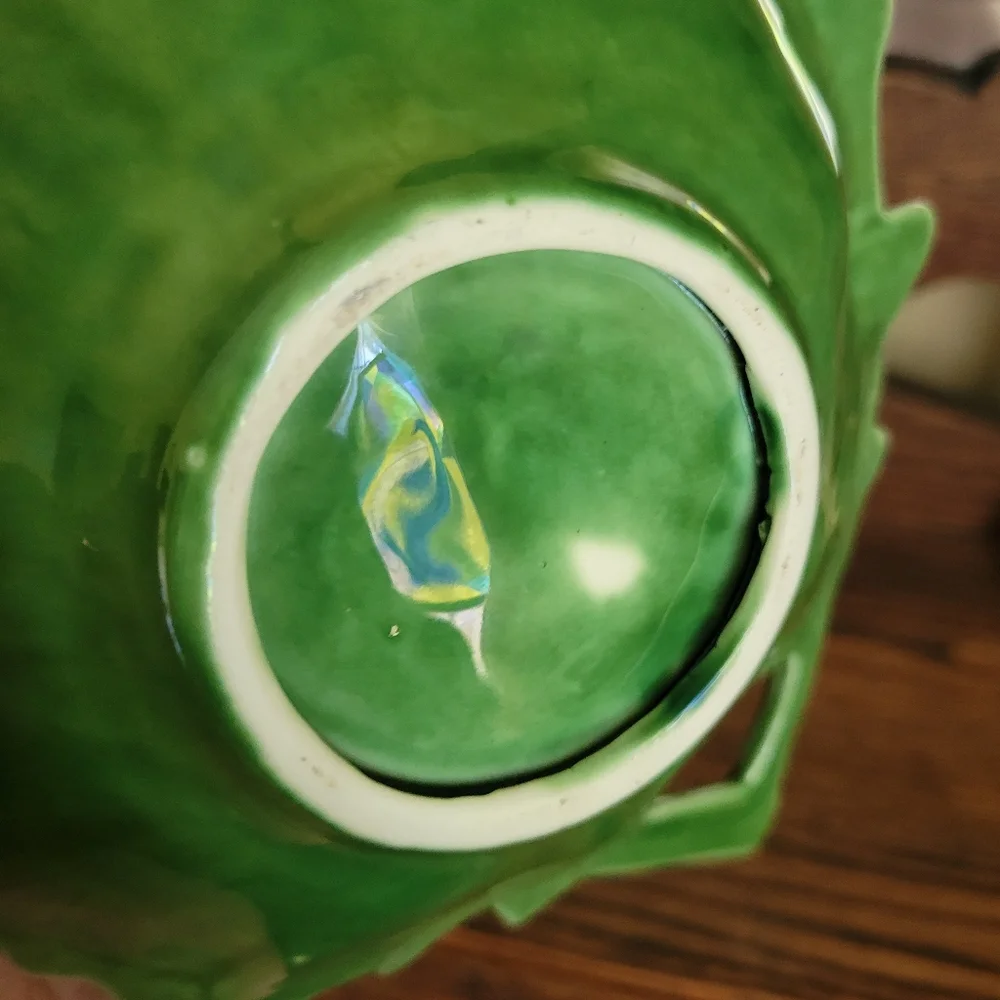 Majolica like leaf leaves bowl trinket dish